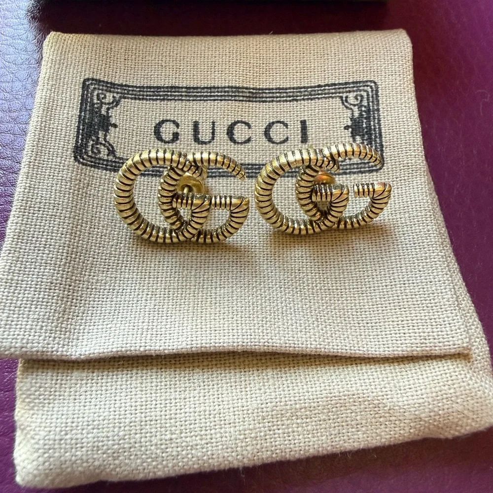 GUCCI Vintage Gold GG Monogram Earrings - Picture 1 of 5